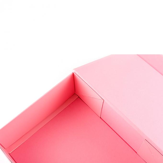 Торговая стойка Custom Luxury Folding Cardboard Black Clothing Packaging Paper Gift Magnetic Box With Logo (Касса для розничной продажи) Поставка для розничной продажи 10